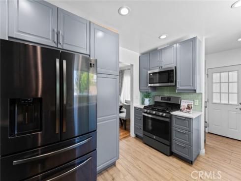1730 E Redwood , Anaheim, CA