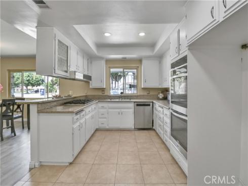 2550 W Rowland Avenue, Anaheim, CA