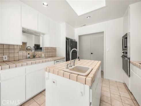 1432 S Kenmore , Anaheim, CA