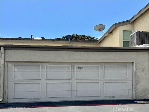 835 W Orangewood , Anaheim, CA