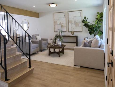 3151 E Radcliffe   Avenue, Anaheim, CA
