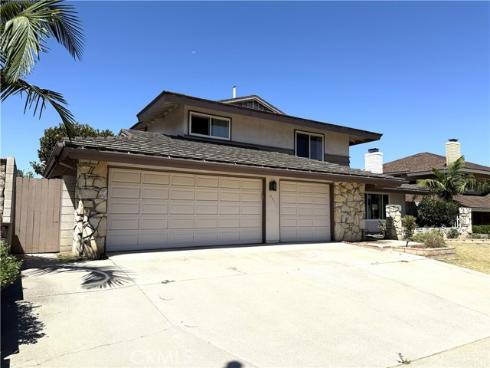 231 N Redrock  , Anaheim, CA