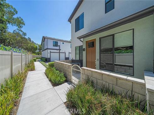 2775 W Pepper Tree  14 , Anaheim, CA