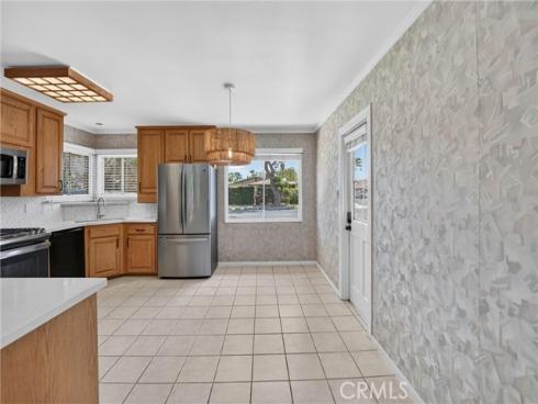 1587 W Kimberly   Avenue, Anaheim, CA