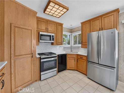 1587 W Kimberly   Avenue, Anaheim, CA