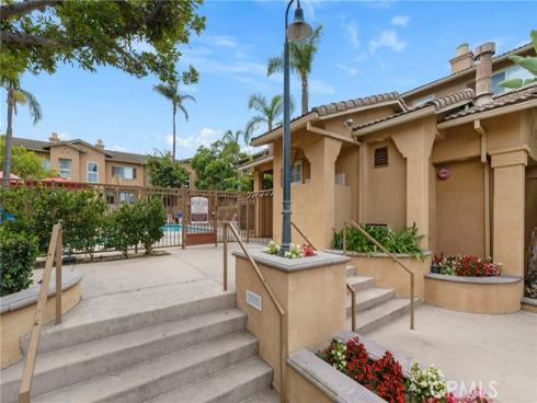343 W Summerfield   Circle, Anaheim, CA