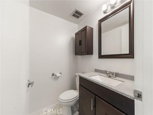 1748 N Willow Woods  D  Drive, Anaheim, CA