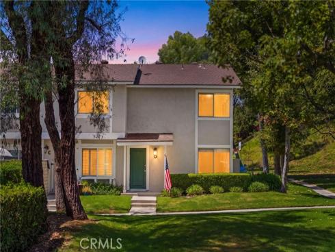 1748 N Willow Woods  D  Drive, Anaheim, CA