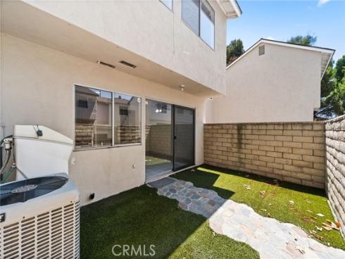 1748 N Willow Woods  D  Drive, Anaheim, CA