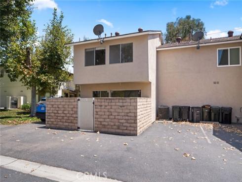 1748 N Willow Woods  D  Drive, Anaheim, CA