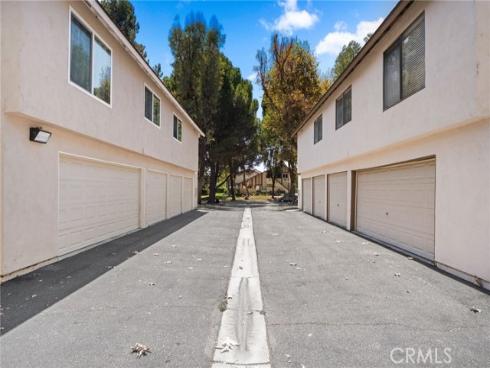 1748 N Willow Woods  D  Drive, Anaheim, CA