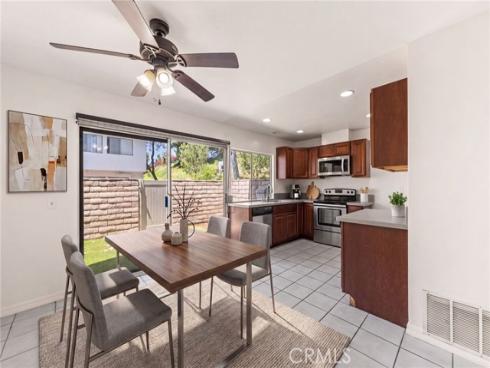 1748 N Willow Woods  D  Drive, Anaheim, CA