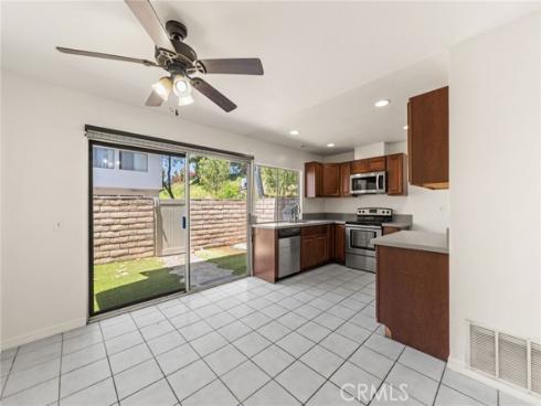 1748 N Willow Woods  D  Drive, Anaheim, CA