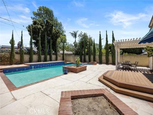1700 S Carnelian Street, Anaheim, CA