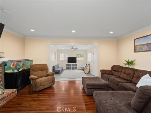 1583 W Cerritos  , Anaheim, CA