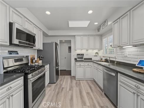 1583 W Cerritos  , Anaheim, CA