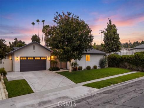 206 N Kennebec , Anaheim, CA