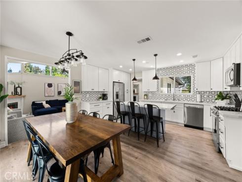 206 N Kennebec , Anaheim, CA