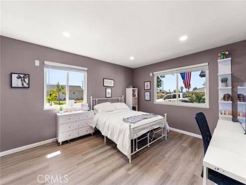 206 N Kennebec , Anaheim, CA