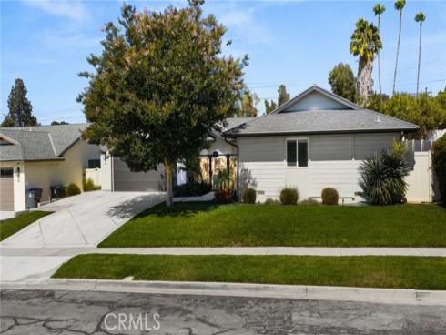 206 N Kennebec , Anaheim, CA