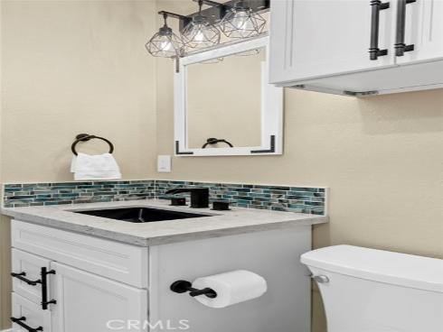 1216 E Clifpark   Way, Anaheim, CA