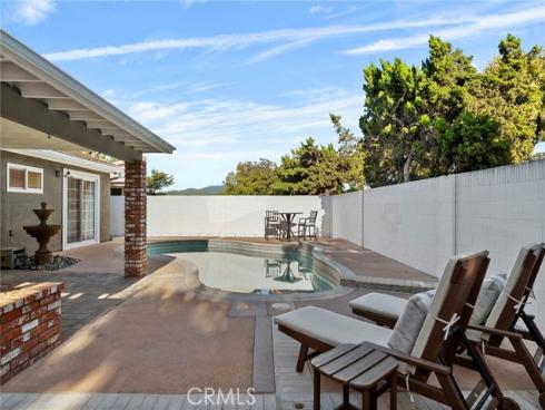 1216 E Clifpark   Way, Anaheim, CA