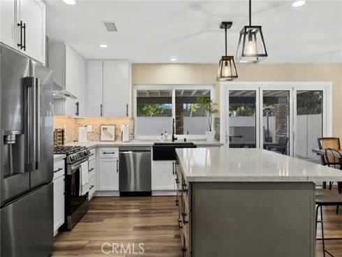 1216 E Clifpark   Way, Anaheim, CA