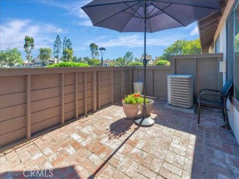 1364 N Schooner 76 Lane, Anaheim, CA