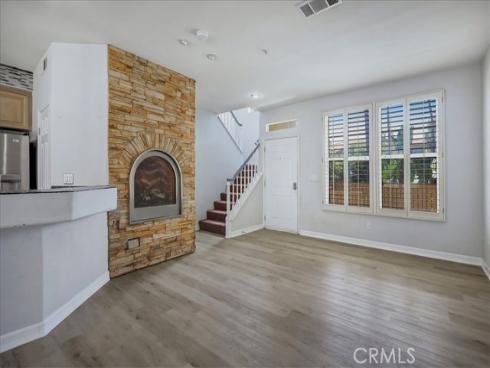 315 W Summerfield   Circle, Anaheim, CA