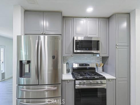 2640 W Meadowview , Anaheim, CA