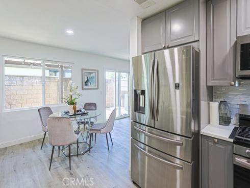 2640 W Meadowview , Anaheim, CA