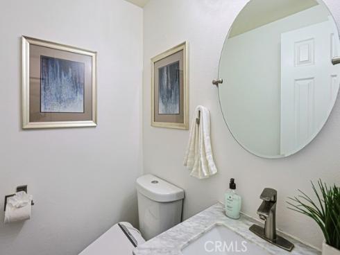 2640 W Meadowview , Anaheim, CA