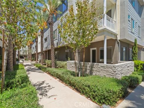 1867 S Union 67 Street, Anaheim, CA