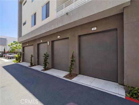 1867 S Union 67 Street, Anaheim, CA