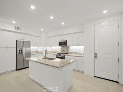 1867 S Union 67 Street, Anaheim, CA