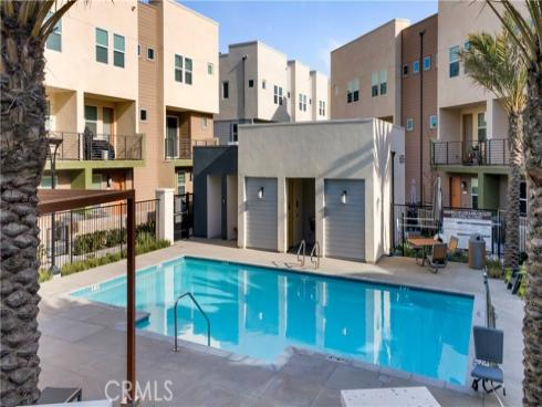 1669 W Lincoln 102 Avenue, Anaheim, CA