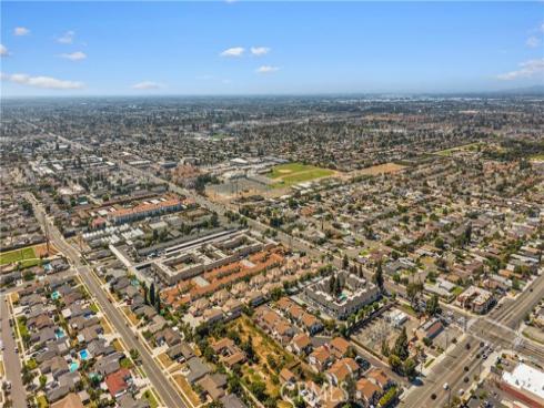 2626 W Ball J2 Road, Anaheim, CA