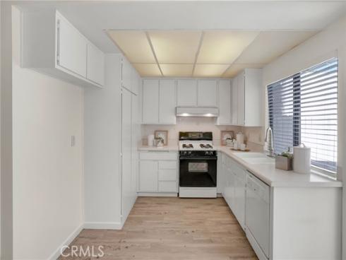 2155 W Banbury   Circle, Anaheim, CA