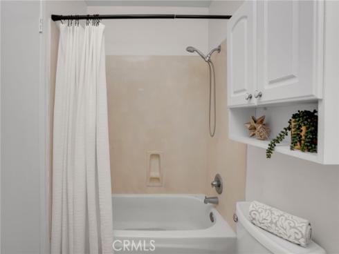 2155 W Banbury   Circle, Anaheim, CA