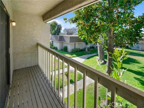 2155 W Banbury   Circle, Anaheim, CA