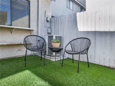 2155 W Banbury   Circle, Anaheim, CA