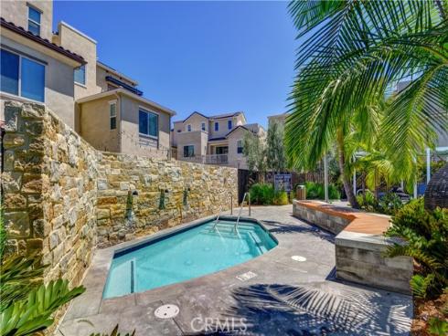500 S Motif , Anaheim, CA