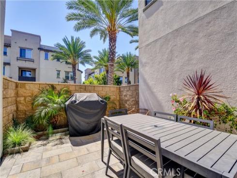 500 S Motif , Anaheim, CA