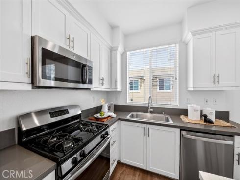 156 N Orange , Brea, CA