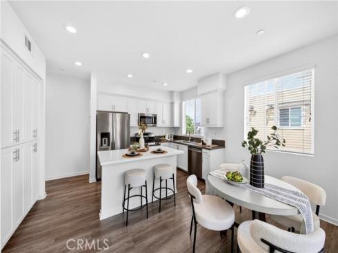156 N Orange , Brea, CA