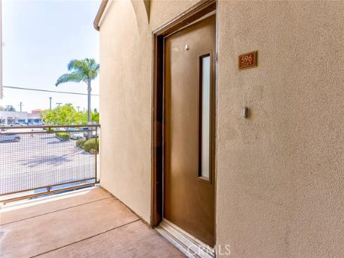 596 S Brea   Boulevard, Brea, CA