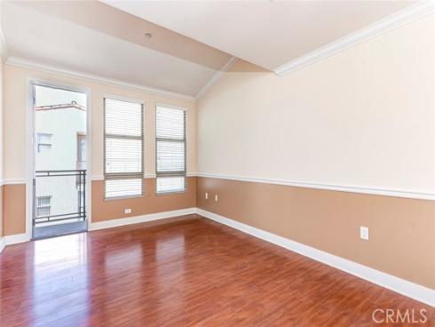 596 S Brea   Boulevard, Brea, CA