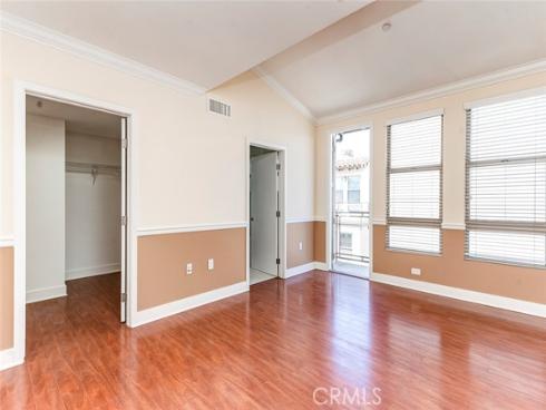 596 S Brea   Boulevard, Brea, CA