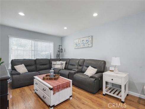 640 W Imperial , Brea, CA