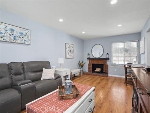 640 W Imperial , Brea, CA